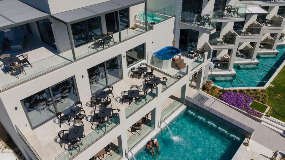 Elia Agia Marina Resort