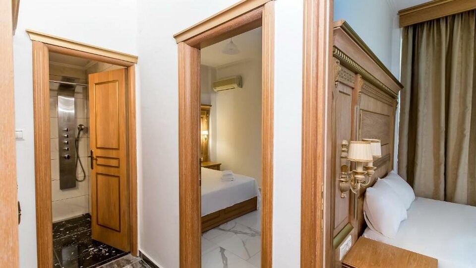 Greek Pride Seafront Hotel