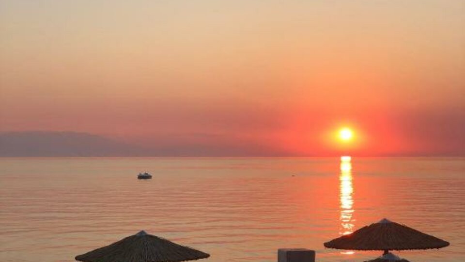 Greek Pride Seafront Hotel