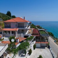 Agorastos Suites