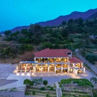 Essentia Luxury