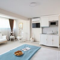 Mykoniatika Villas