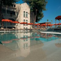 Zeus Eleva Kassandra Lagoon