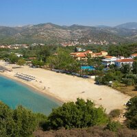 Kamari Beach