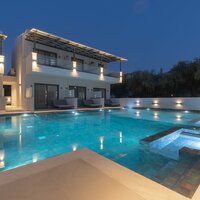 Alora Luxury Suites