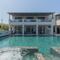 Alora Luxury Suites
