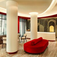 Zeus Essence Athens Central