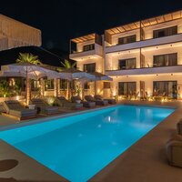 Seabird Luxury Suites