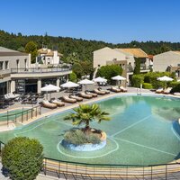 Ohana Hotel