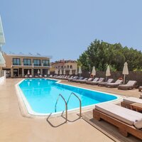 Selyria Resort
