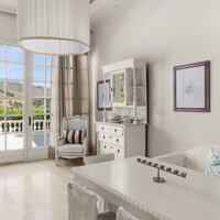 Paradise Art Hotel
