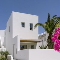 Mr and Mrs White Paros Suites
