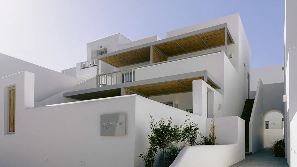 Mr and Mrs White Paros Suites