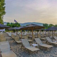 Cronwell Platamon Resort