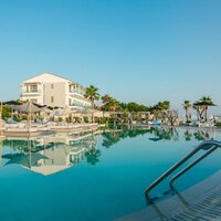 Blue Carpet Luxury Suites