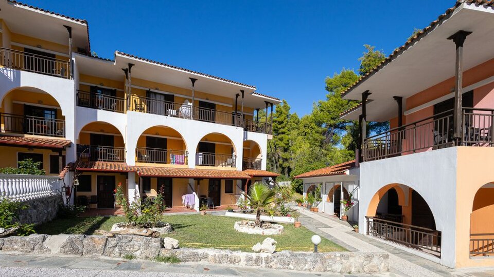 Kassandra Bay Village logo