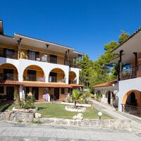 Kassandra Bay Village