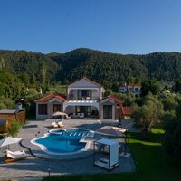 Epavli Alexandros Luxury Villa