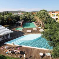 Despotiko Apartment Hotel & Suites