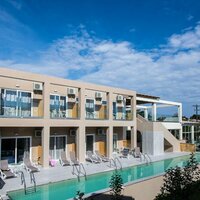 Ninos Amour Holiday Resort