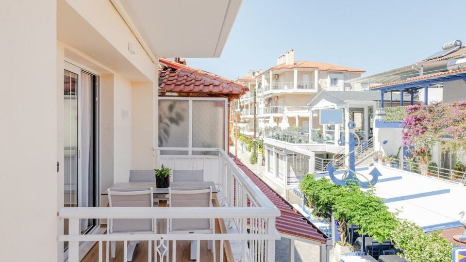 Kentro Luxury Suites